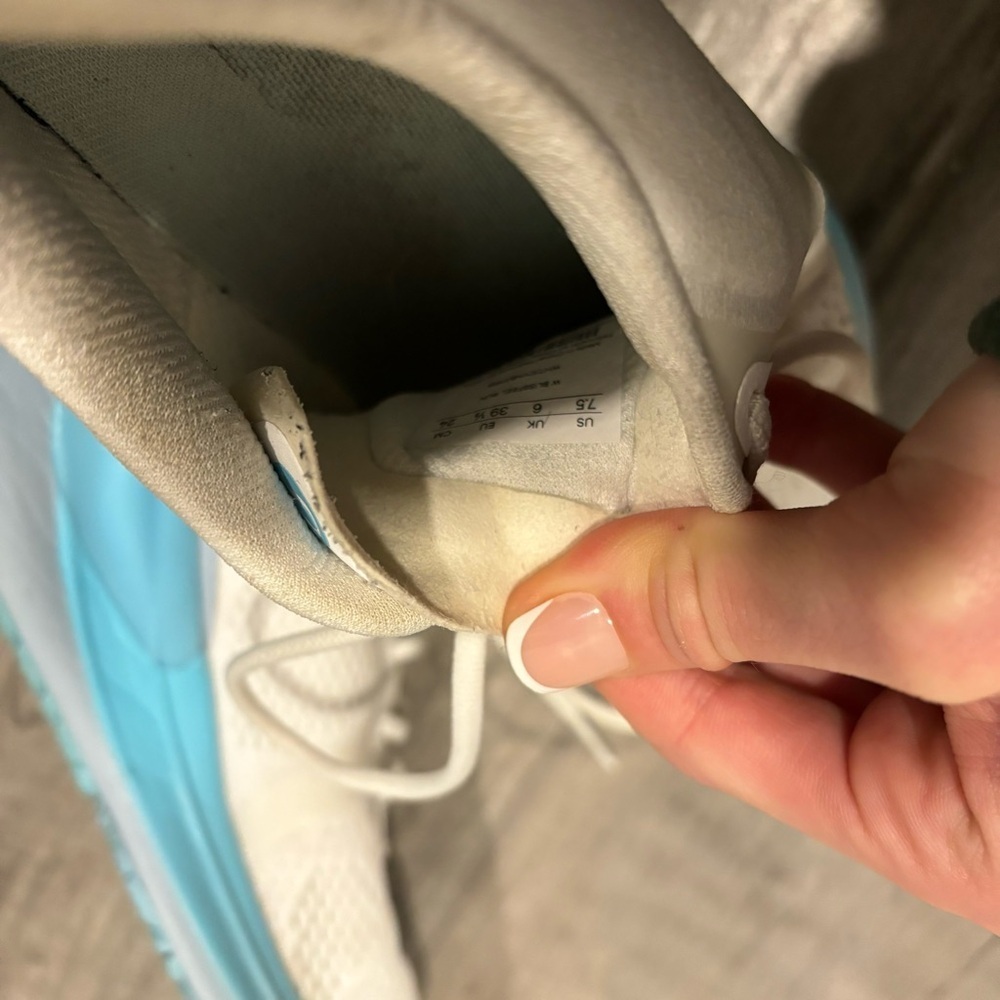 Lululemon Blissfeel Womens Running Shoe White / C… - image 8